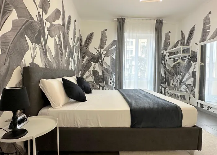 Laura Relais * Bolonya