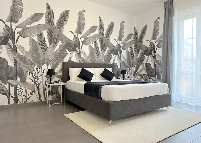 Laura Relais * Bolonya